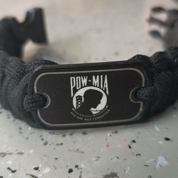 POW-MIA "You Are Never Forgotten" Paracord Bracelet - Picture 3 of 6
